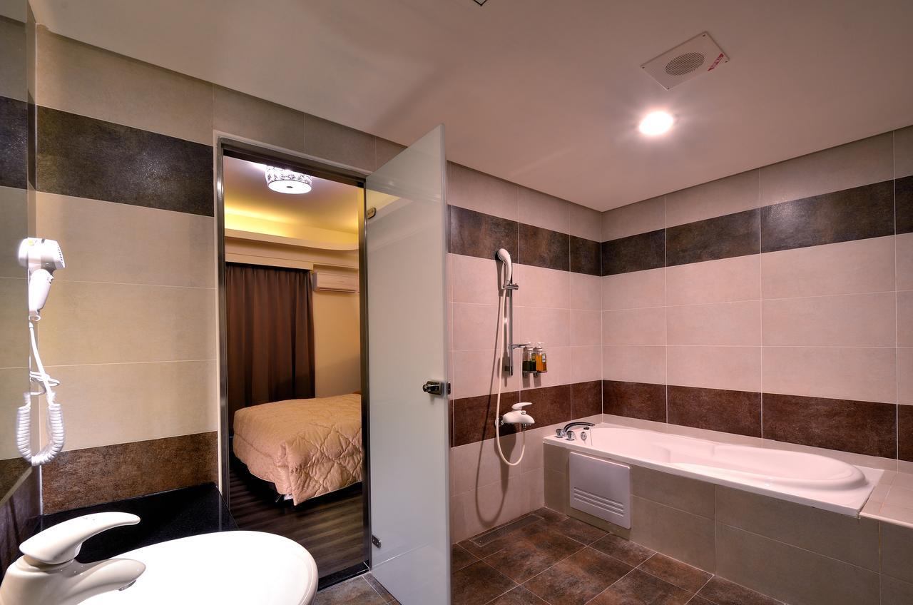 Yundu Business Hotel Mailiao Exterior foto